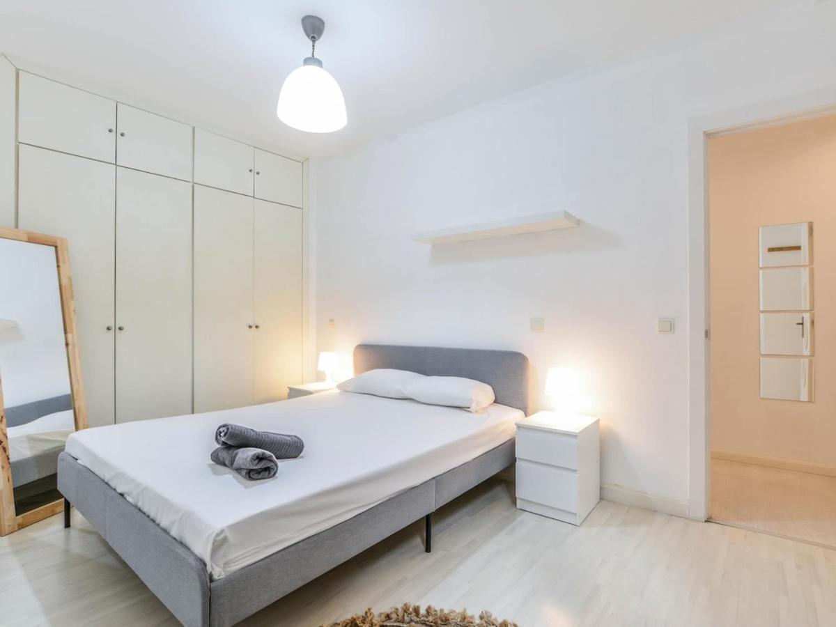 Apartamento Cava Baja Alquiler Temporal Madri Exterior foto